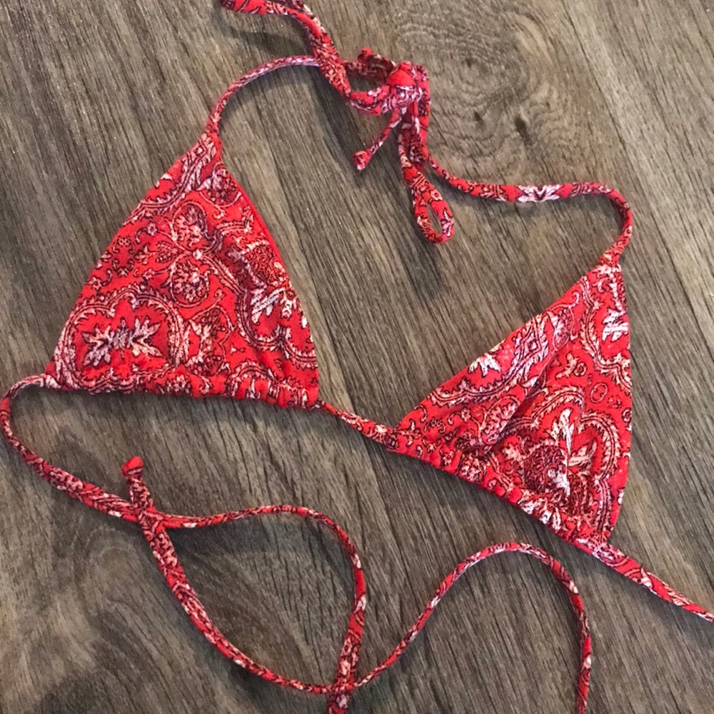 Frankie’s bikini top